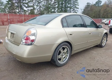 2003 Nissan Altima 2.5 S из США, поврежденный, VIN 1N4AL11D33C193532